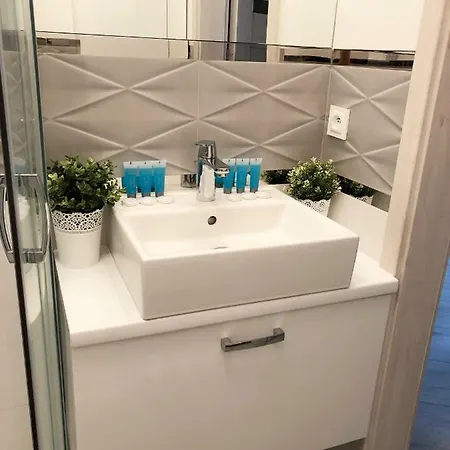 Appartamento Ozarowska 77 - 1br By Homeprime Varsavia