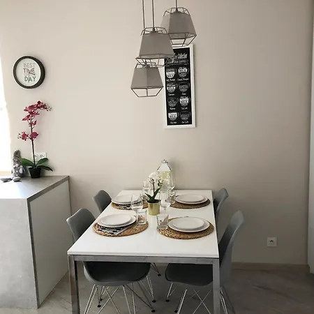 Apartment Ozarowska 77 - 1br By Homeprime