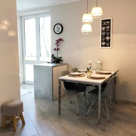 Apartment Ozarowska 77 - 1br By Homeprime